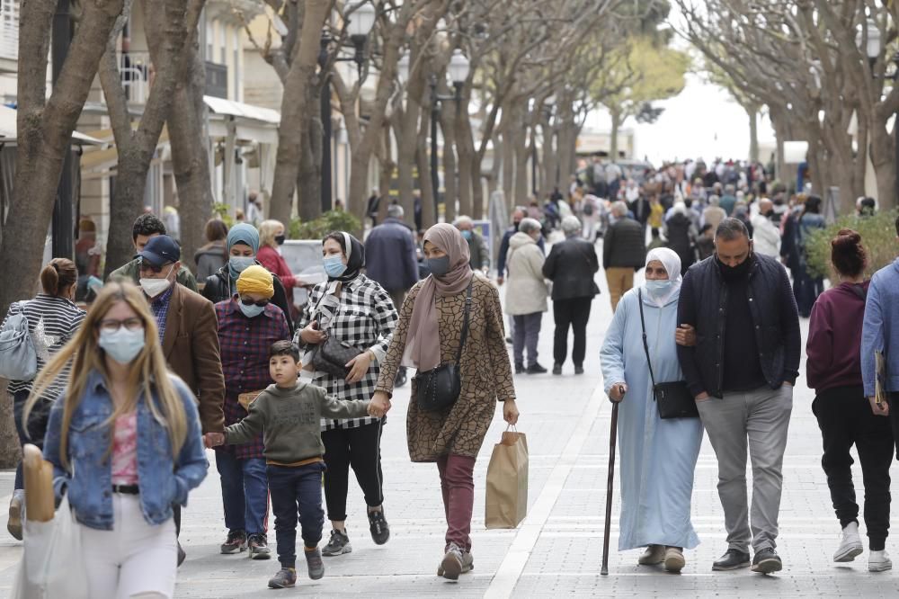 Platja d'Aro i Sant Feliu s'omplen de visitants per Pasqua