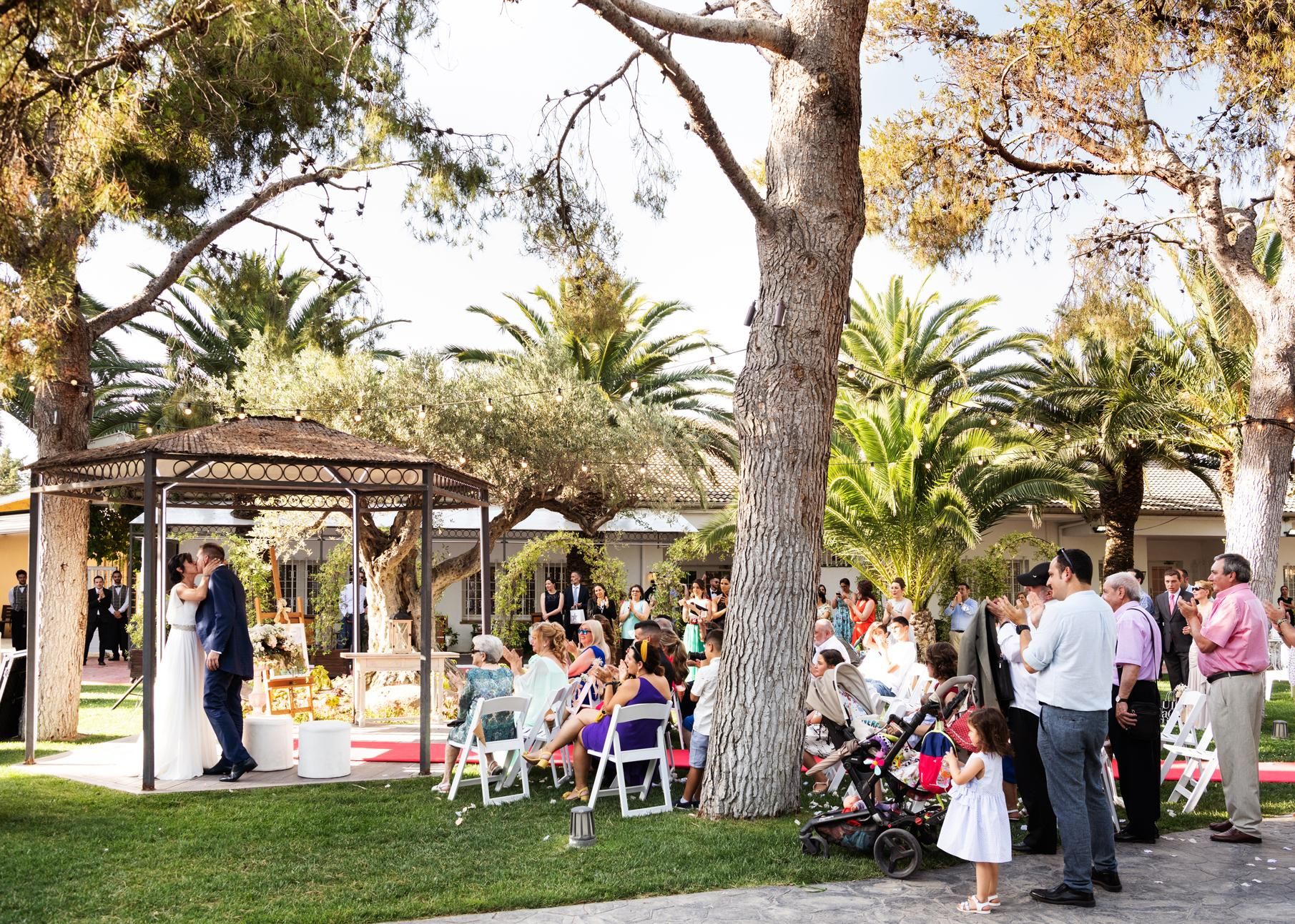 El Jardín del Gayarre es uno de los espectaculares entornos en los que puedes celebrar tu enlace y posterior convite.