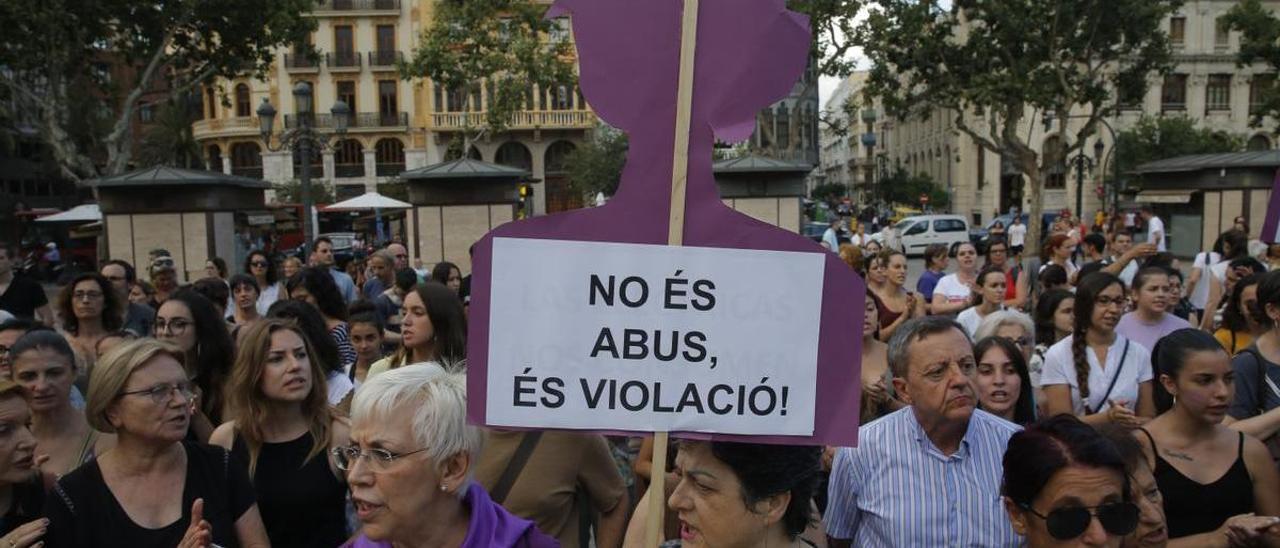 Concentración &#039;No es Abuso, es Violación&#039;.