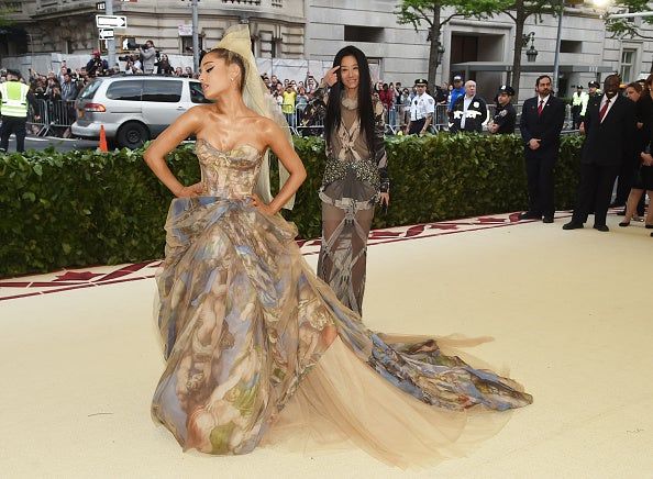 Ariana Grande, muy sentida en la Gala Met