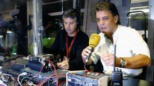 Joaquim Maria Puyal, durante la retransmisión de un partido del Barça en Catalunya Ràdio.