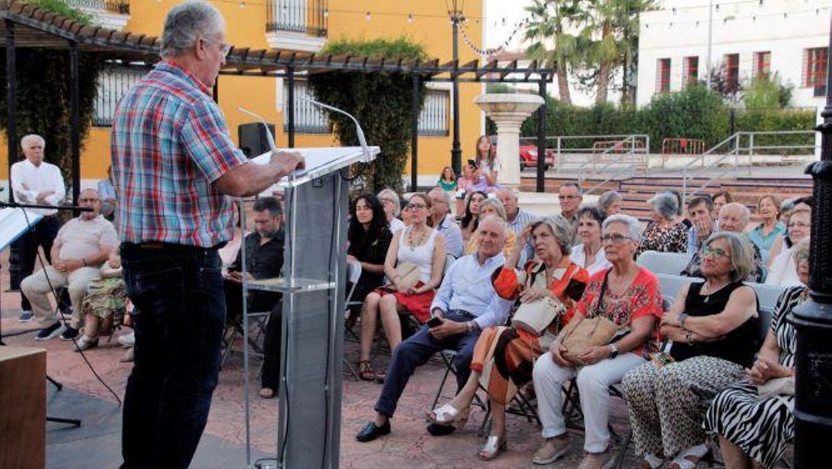 El público volvió a responder para disfrutar de la velada poética