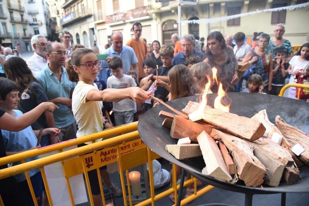 Rebuda de la flama del Canigó a Manresa