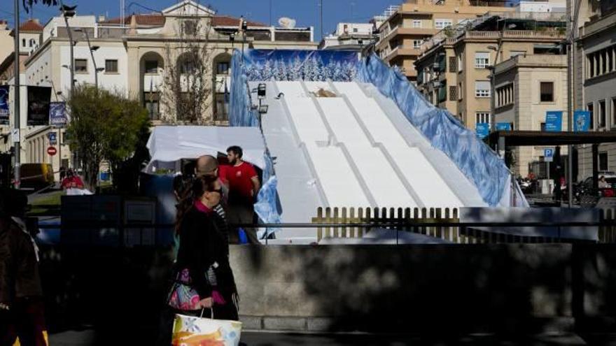 Un tobogán de 35 metros para trineos en la Montañeta