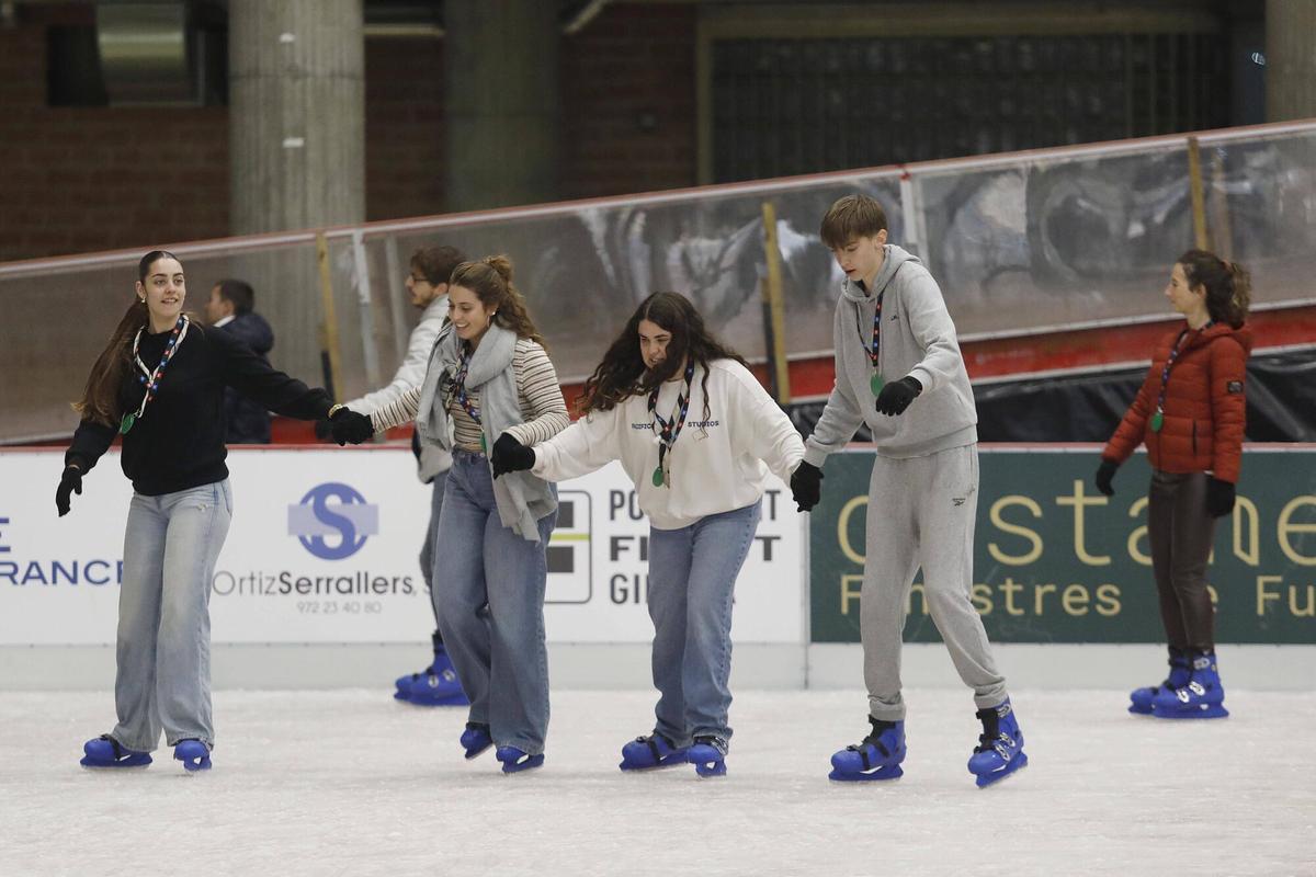 Les imatges del primer dia de la pisya de de gel de Girona