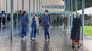 Personal sanitario en el Hospital del Mar de Barcelona.