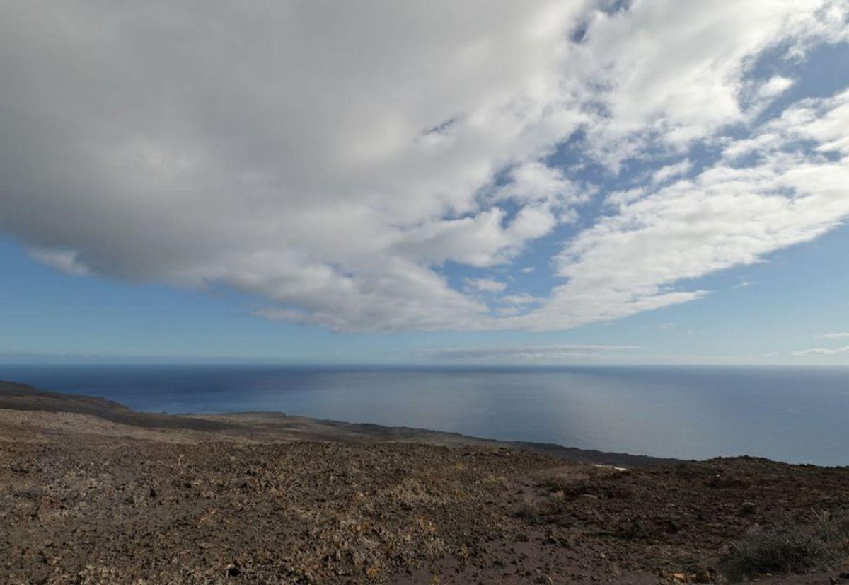 Vista del Mar de las Calmas desde El Pinar. | GELMERT FINOL / EFE