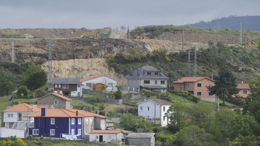 El Consultivo insta a indemnizar por ocupar suelo del monte Costa en las obras de Alvedro