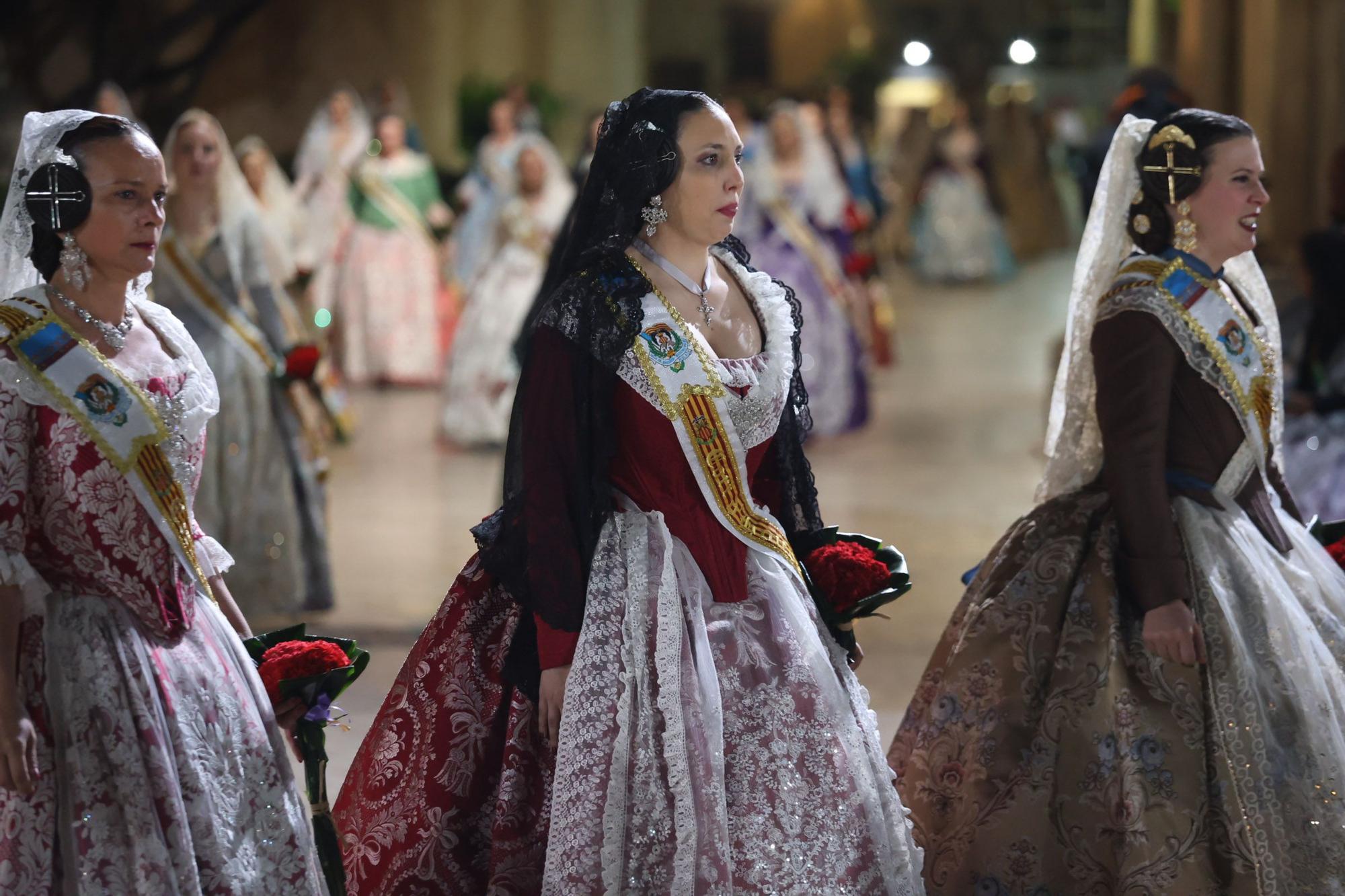 Búscate en el segundo día de la Ofrenda en la calle San Vicente entre las 24 y la 1 horas