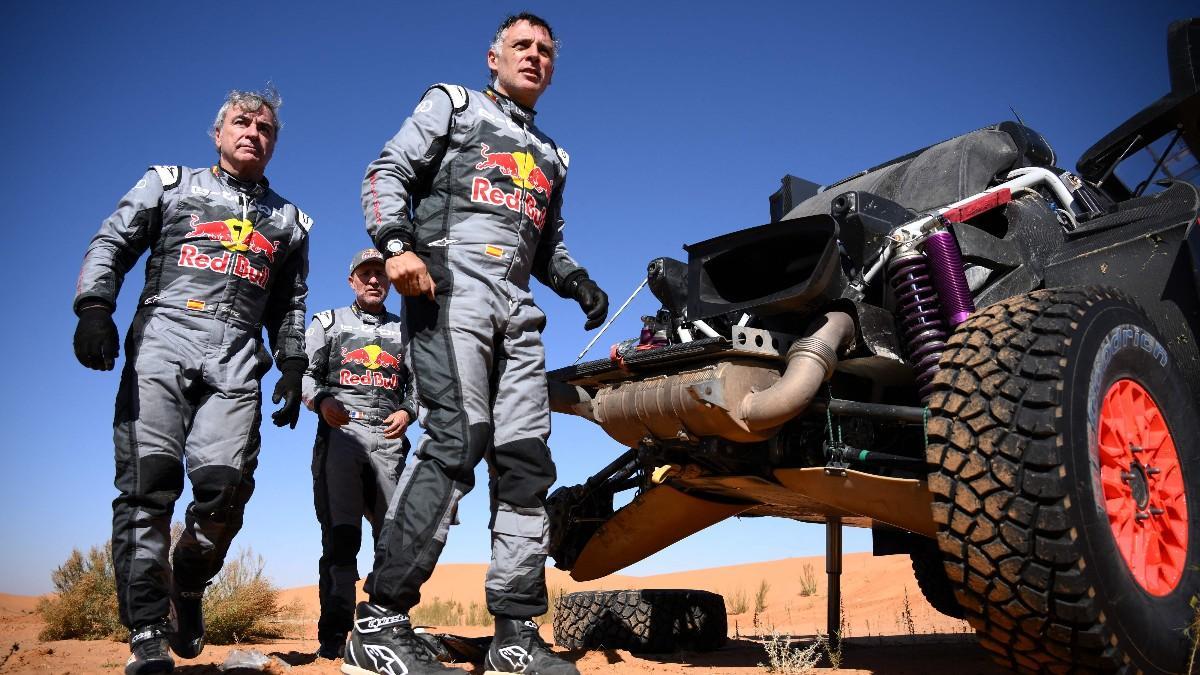Carlos Sainz y Lucas Cruz, durante el Dakar