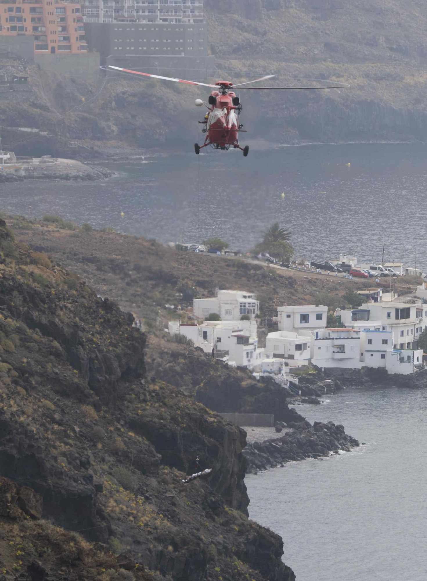 Rescate de los cadáveres de un padre y su hija en Barranco Hondo, en Candelaria