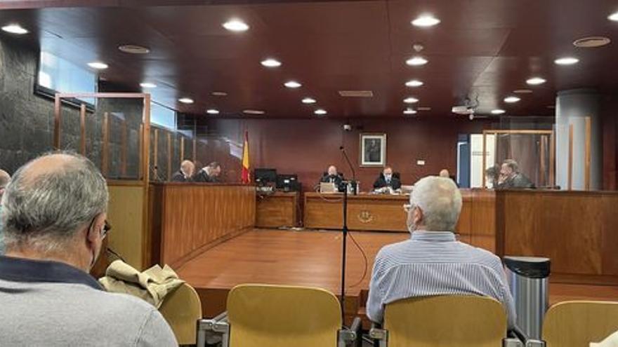 El exalcalde de Coria, Juan Valle, absuelto por malversación pero condenado por prevaricar