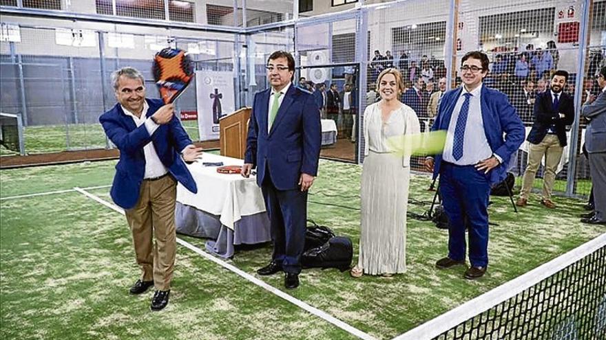 Inauguración del Club de Pádel Indoor