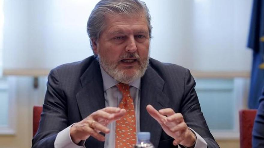 Méndez de Vigo promete crear una fiscalía antipiratería