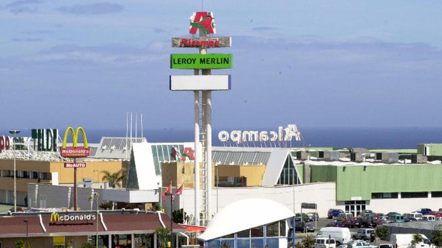 Telde coloca el primer punto de recarga de vehículos eléctricos en La Mareta