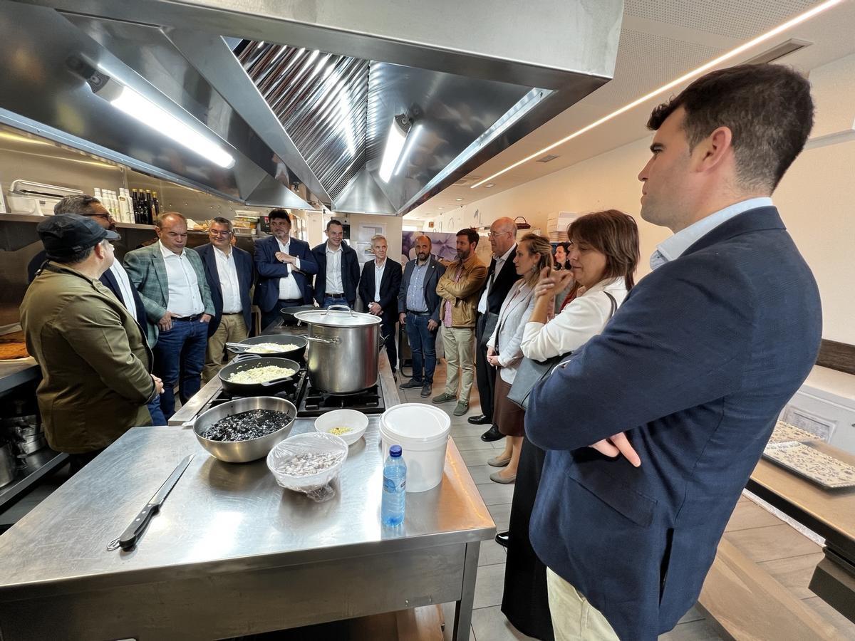 Alcaldes de Deza y Tabeirós-Montes visitaron en junio del año pasado la mancomunidad de O Salnés.