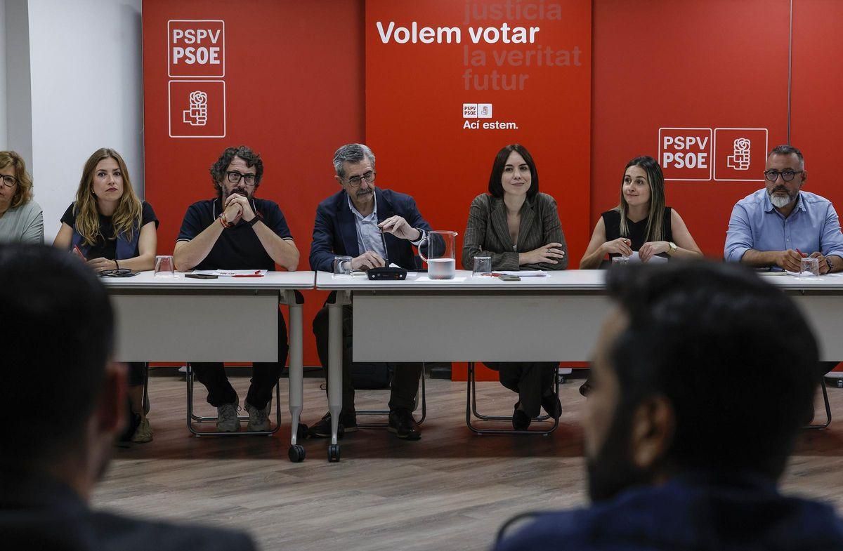 Ángel, junto a Morant, en una ejecutiva del PSPV.