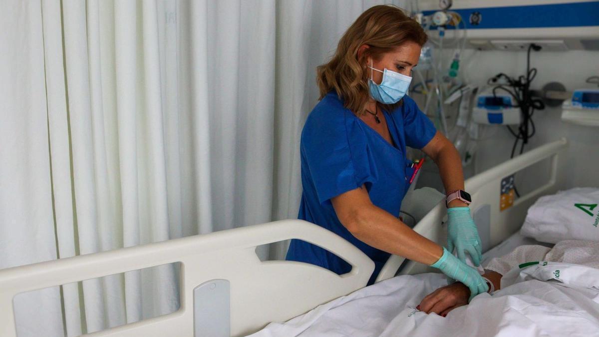 Enfermera del Servicio Andaluz de Salud.
