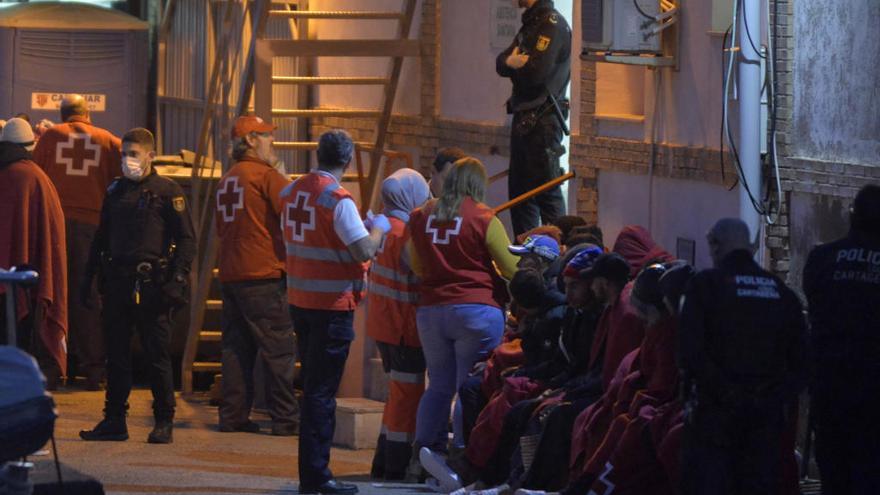 Avalancha de pateras en Cartagena