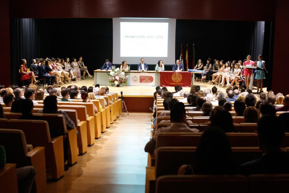 Graduaciones de maestros en el Campus Viriato