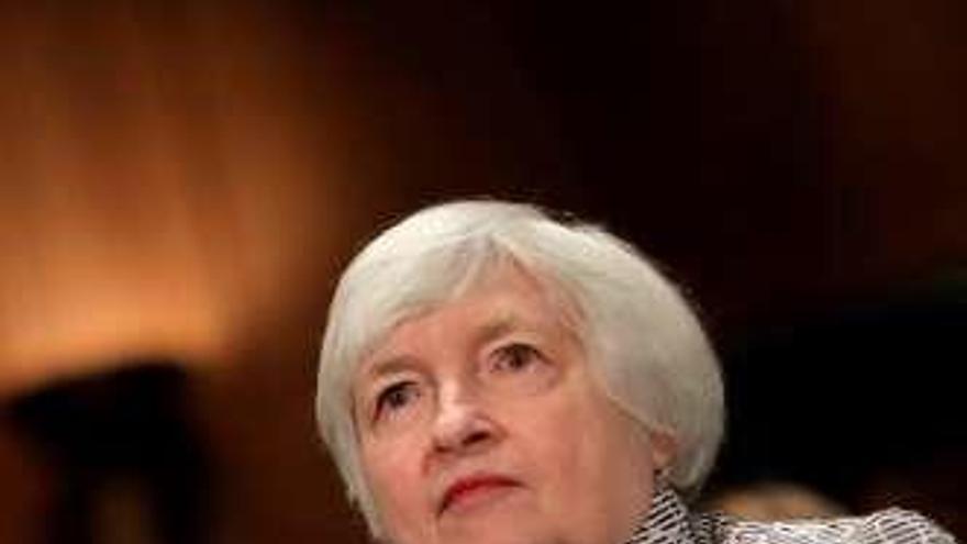 Yellen advierte a Trump de los riesgos de la desregulación financiera