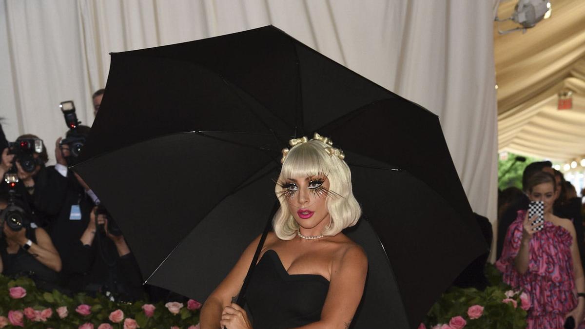 Lady Gaga en modo elegante en la Gala Met