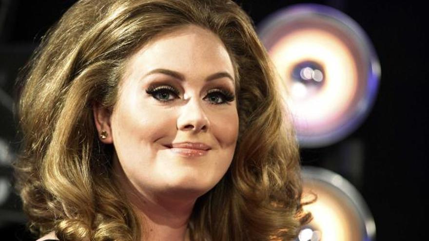 Adele supera a Michael Jackson en el Reino Unido