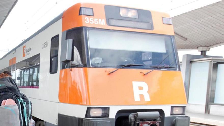 Un tren de rodalies en una imatge d&#039;arxiu