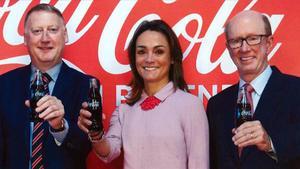 Damián Gamell (izquierda), nuevo consejero delegado de Coca-Cola European Partners, con Sol Daurella y John Brock.