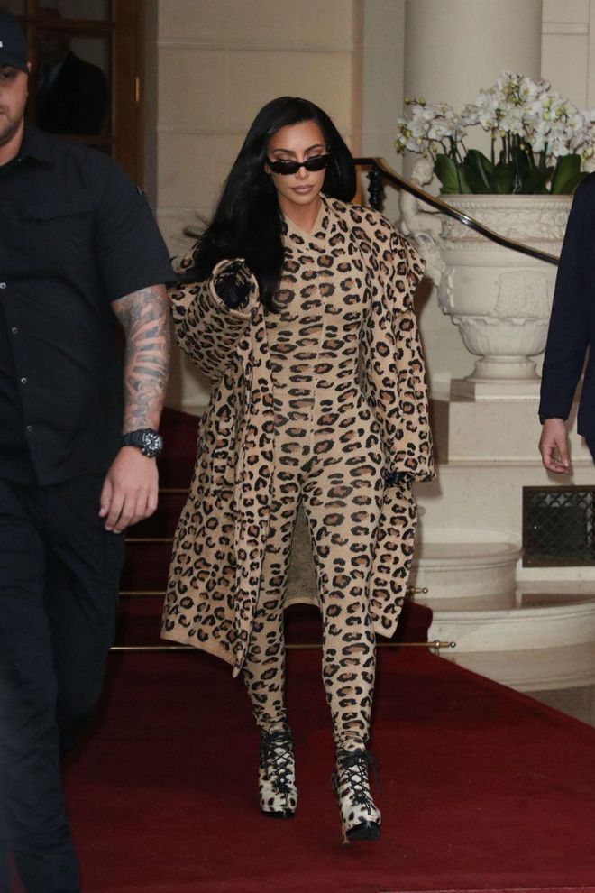 Con look de Azzedine Alaïa
