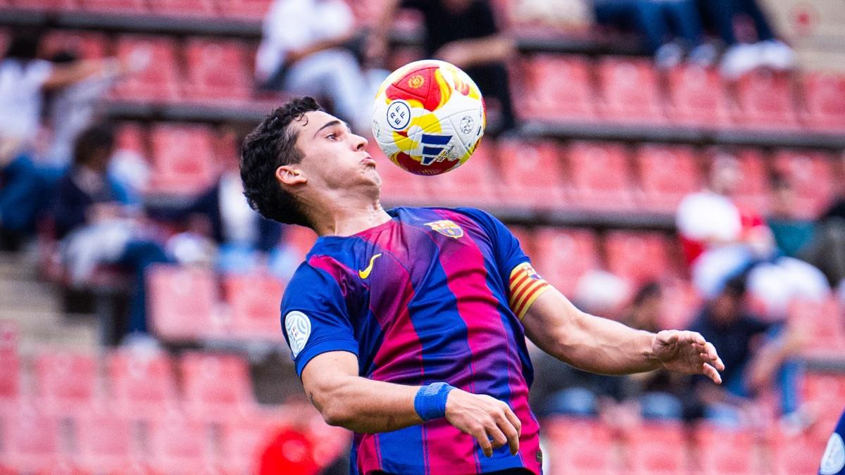Cortés ofreció un recital en el campo del Girona