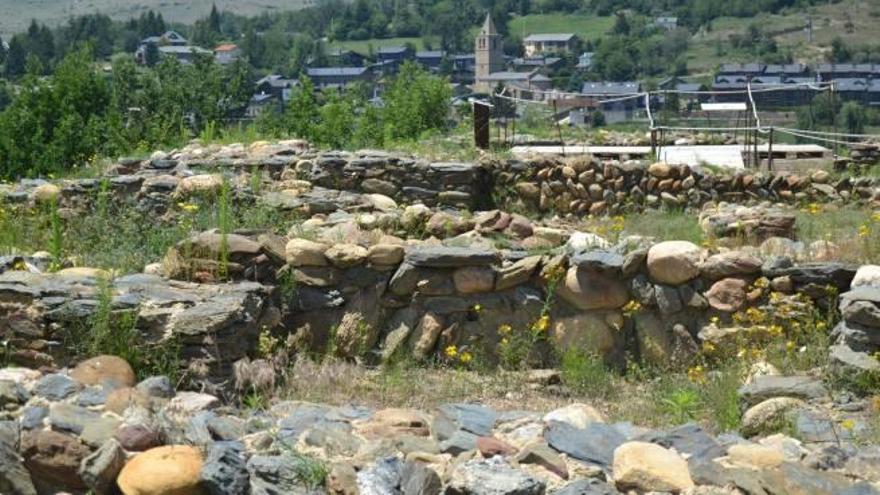 El jaciment iberoromà del Castellot de Bolvir, inclòs en la nova guia