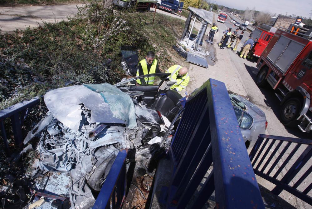 Accident de trànsit a la C-66 a Palol de Revardit