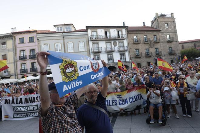 EN IMÁGENES: La manifestación en apoyo a Ceuta en Avilés reúne a miles de personas