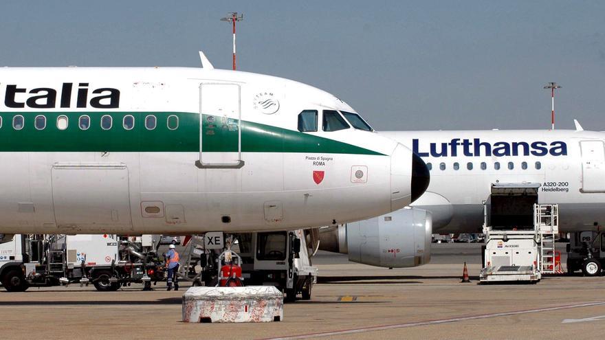 La aerolínea Alitalia anuncia el despido de más de 2.700 empleados