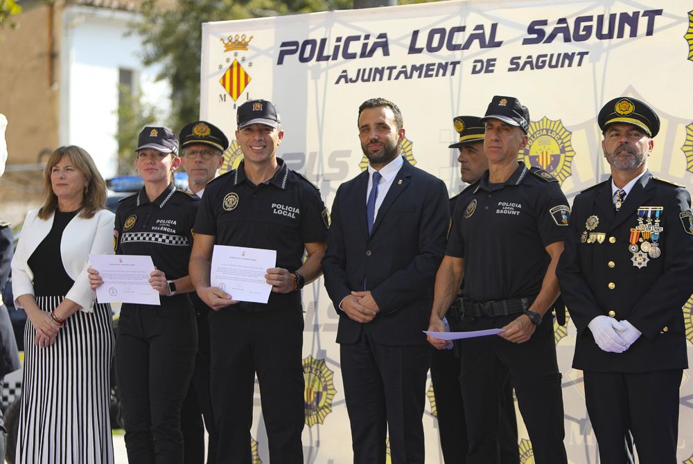Así ha transcurrido el acto institucional de la Policía Local en el Port de Sagunt