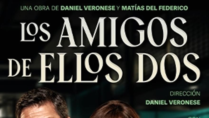 Los amigos de ellos dos