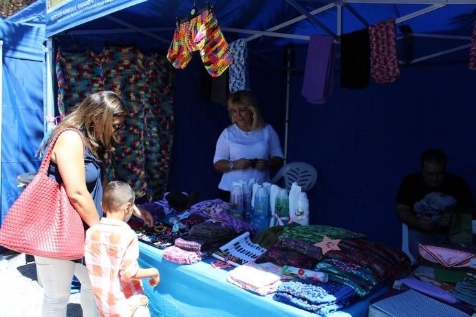 San Bartolomé inaugura su mercado y homenajea a las madres