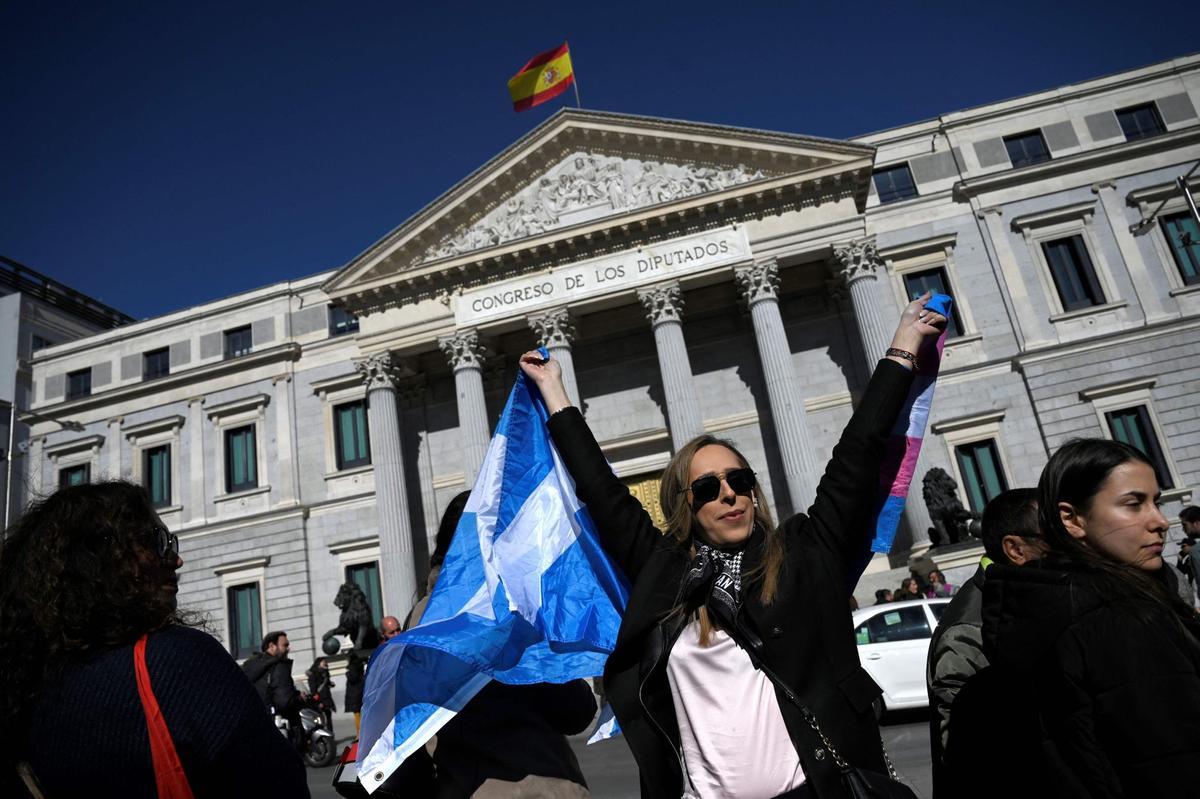 El Congreso aprueba la ley que deja de considerar enfermas a las personas trans