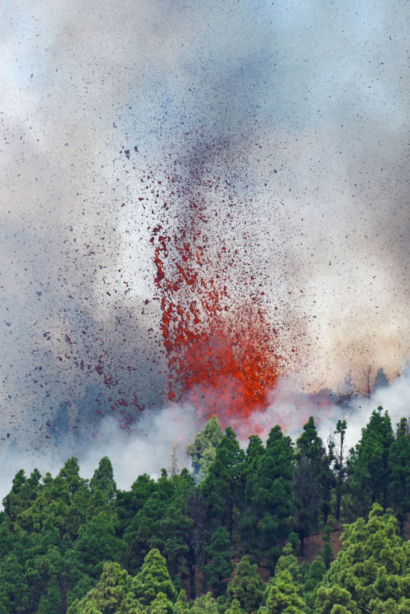 Erupció del volcà a La Palma