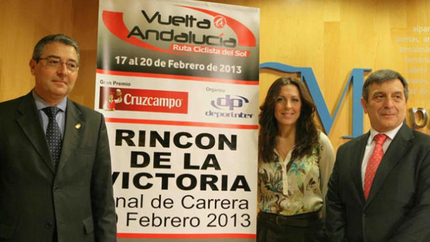 Marina Bravo, Francisco Salado y Joaquín Cuevas, en la presentación de la prueba.