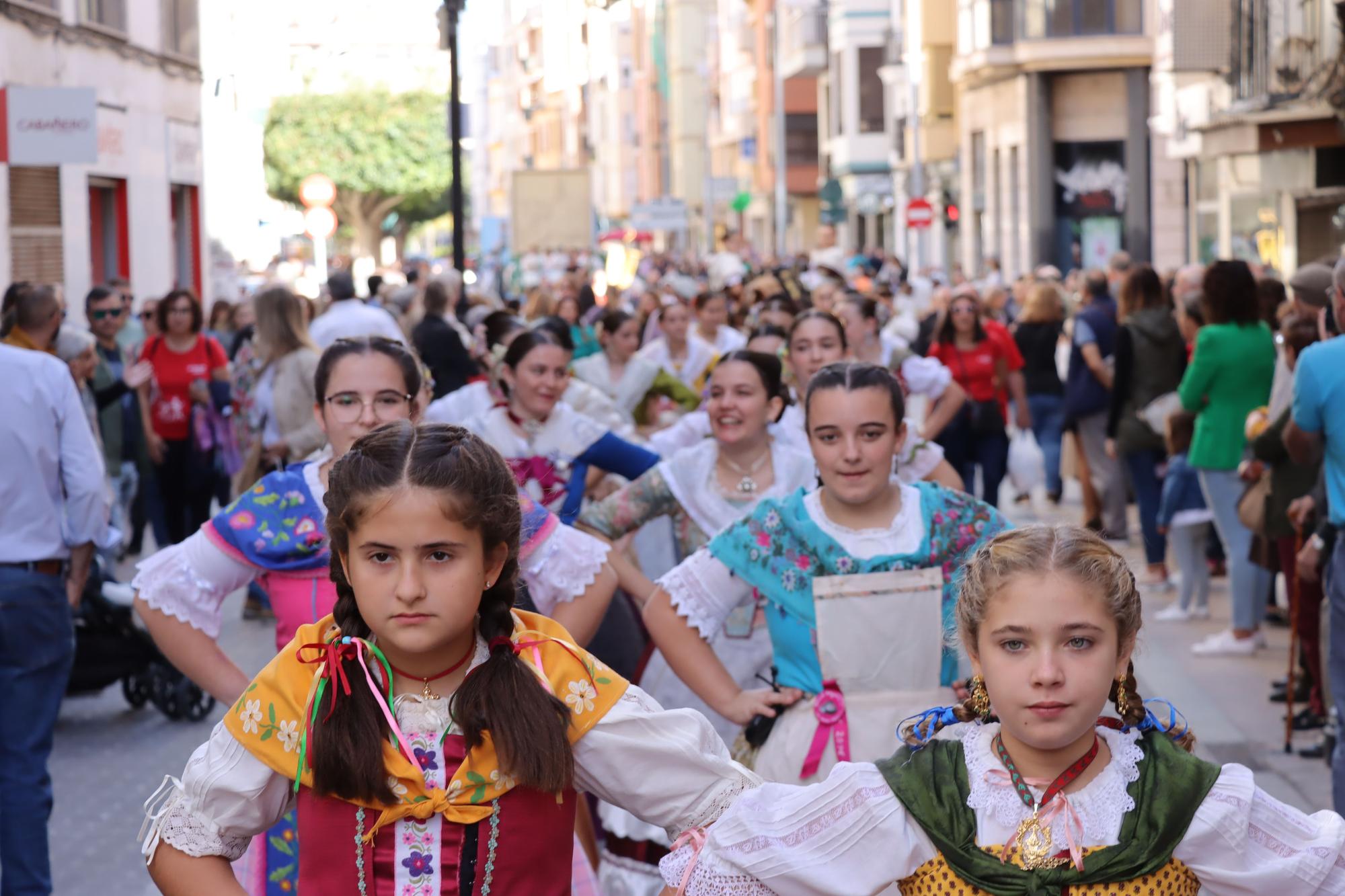 Así ha sido el esperado Pregonet que ha inundado de color las calles de Castellón