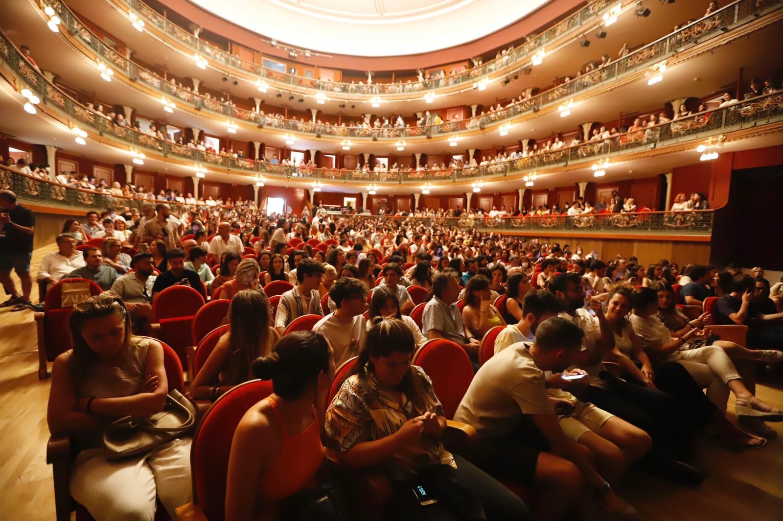 El joven Guitarricadelafuente presenta en el Gran Teatro su disco de debut, “La cantera”