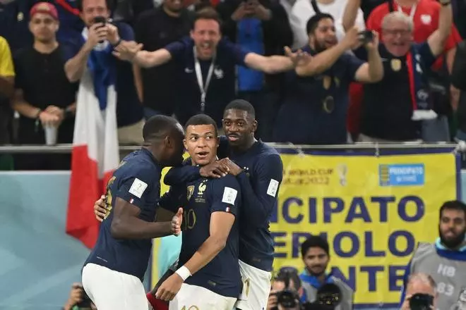 Mbappé se exhibe y lleva a Francia a cuartos