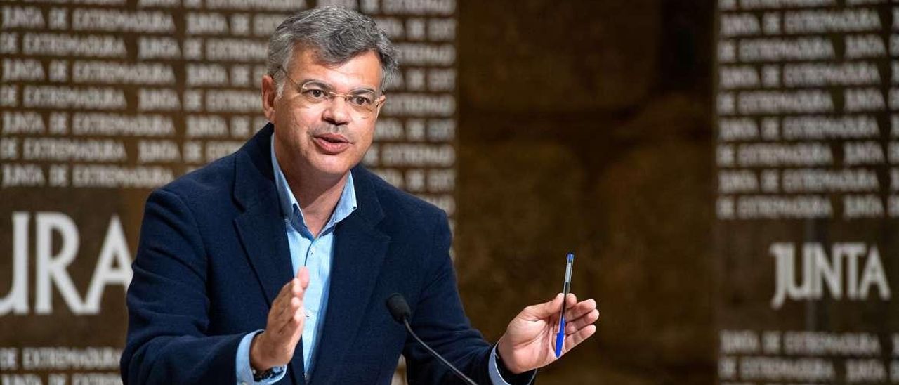 El portavoz de la Junta de Extremadura, Juan Antonio González