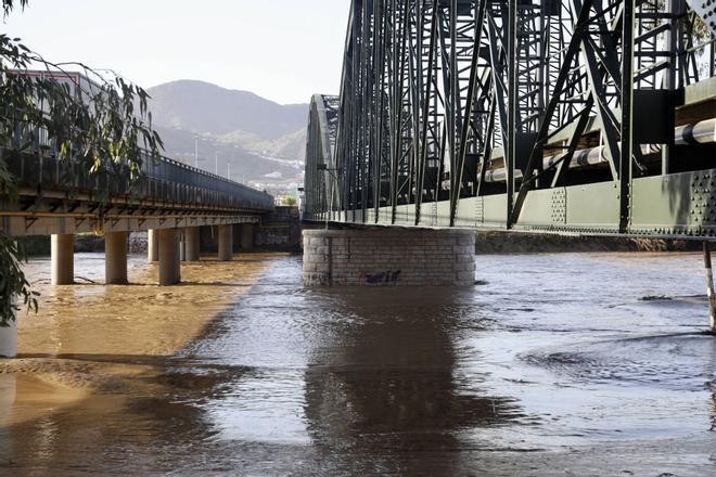 La Estación de Cártama trata de recuperar la normalidad tras otra nueva inundación