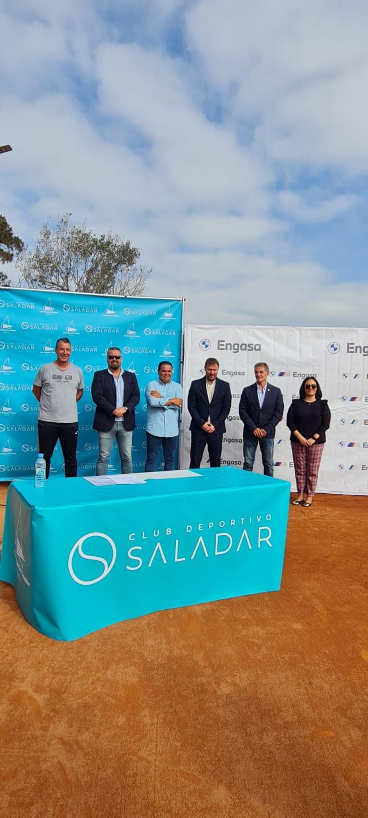 Presentación del ITF Junior J5 del CD Saladar, con la presencia del diputado de deportes Andrés Campos