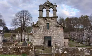 La iglesia de San Paio de Loeda, en Piñor, entra en la lista roja del patrimonio