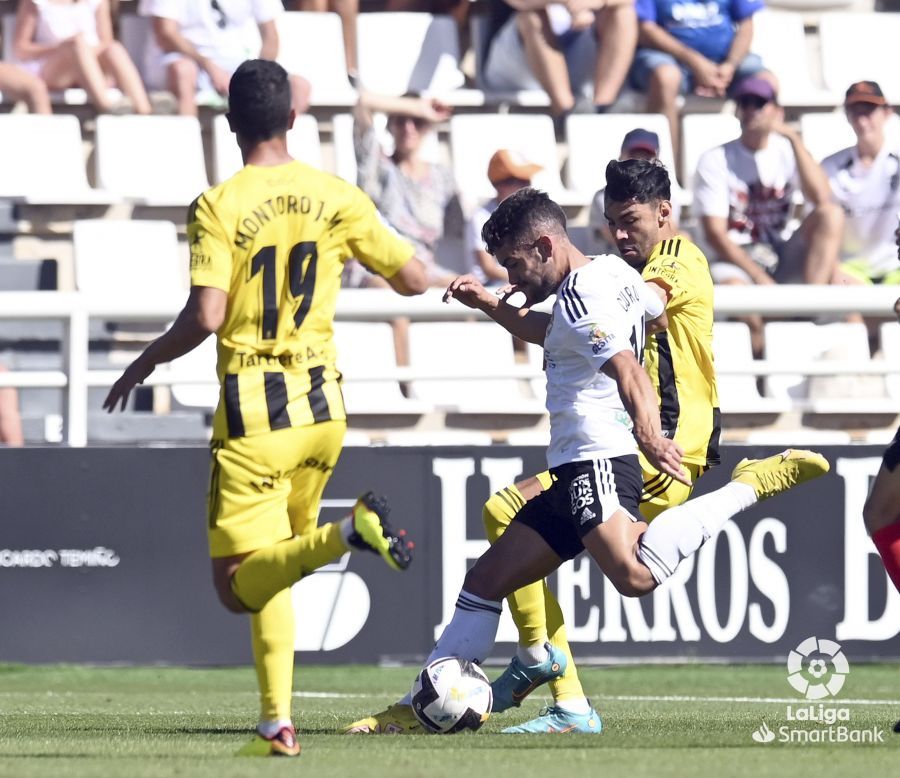 Las mejores imágenes del empate del Real Oviedo en Burgos