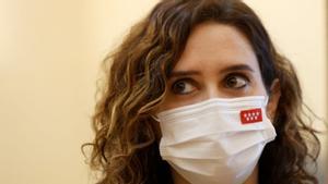 Madrid confirma que el germà d’Ayuso va cobrar 283.000 euros per subministrar mascaretes